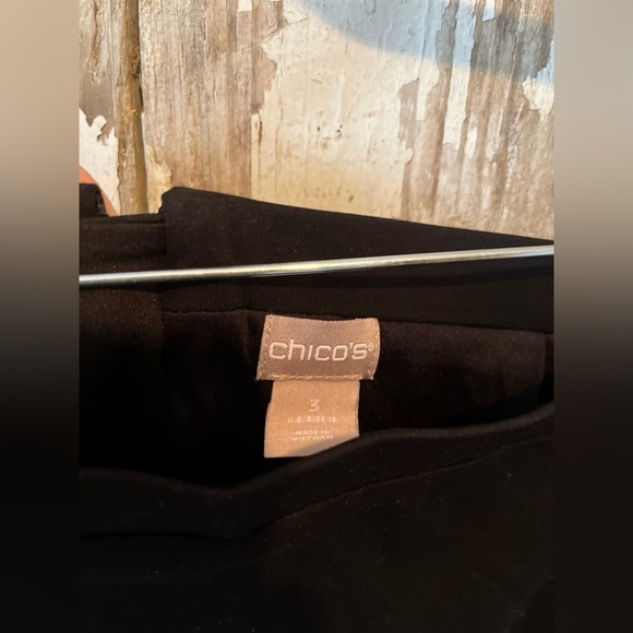 Chicos Black skirt size 16 (3) front slit - Picture 3 of 5